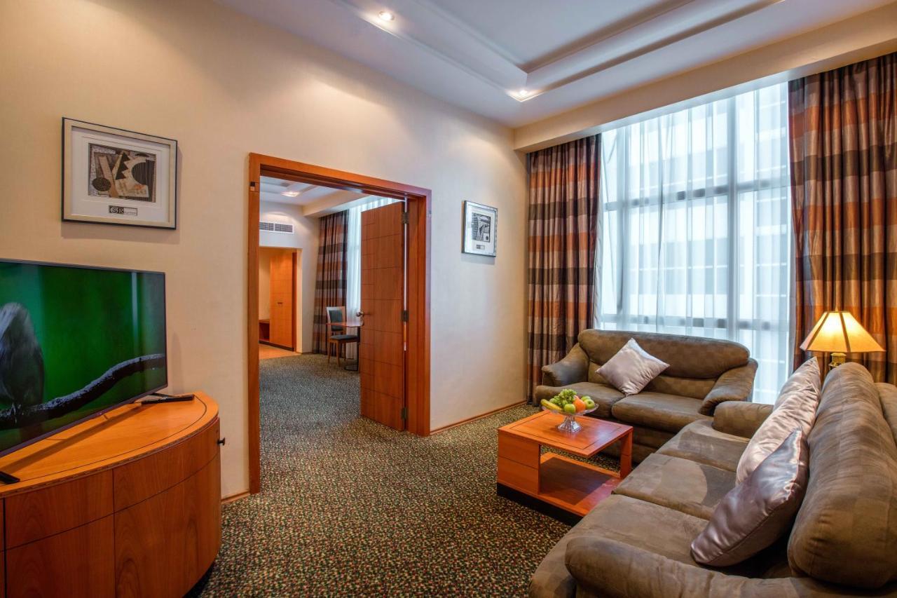 Gulf Court Hotel Манама Экстерьер фото