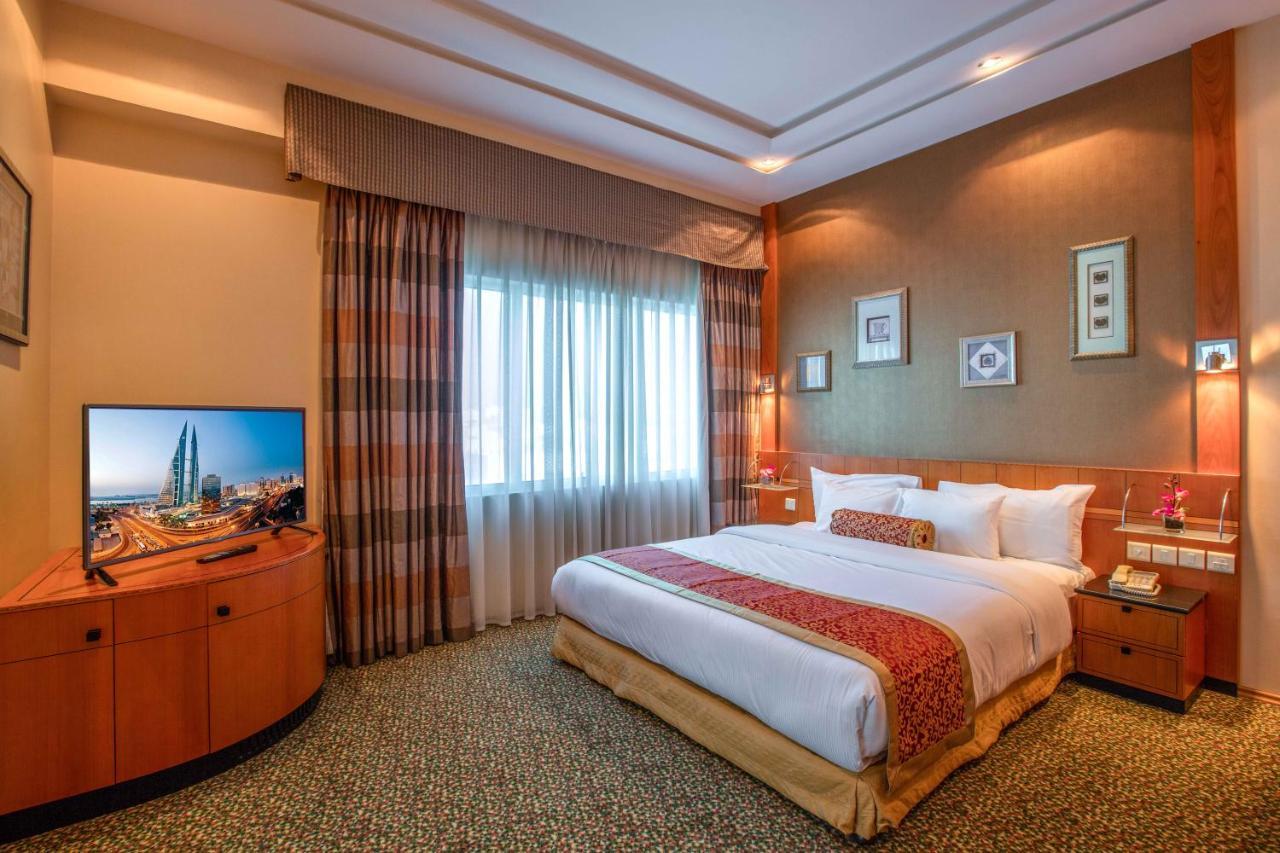 Gulf Court Hotel Манама Экстерьер фото
