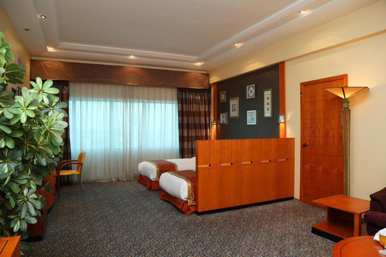 Gulf Court Hotel Манама Экстерьер фото