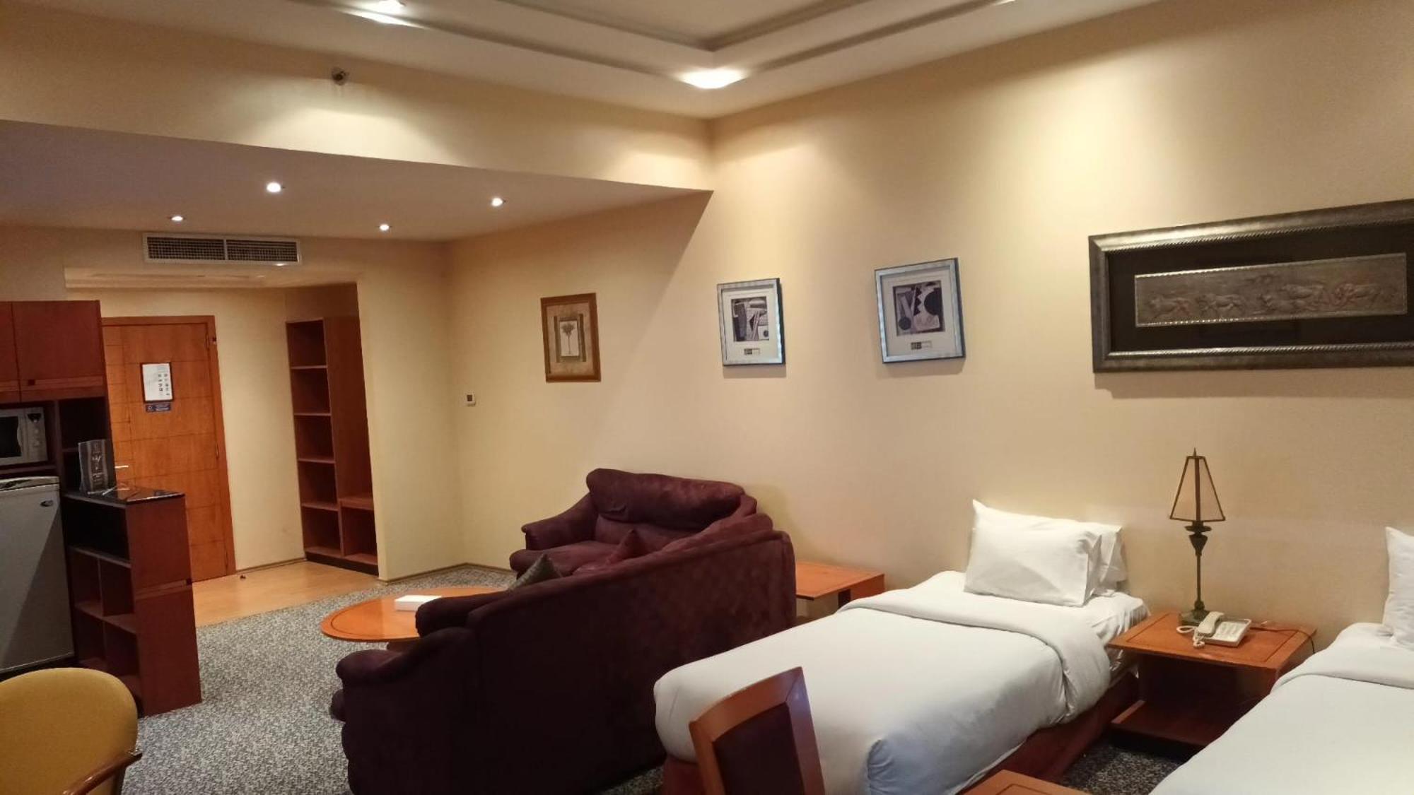 Gulf Court Hotel Манама Экстерьер фото