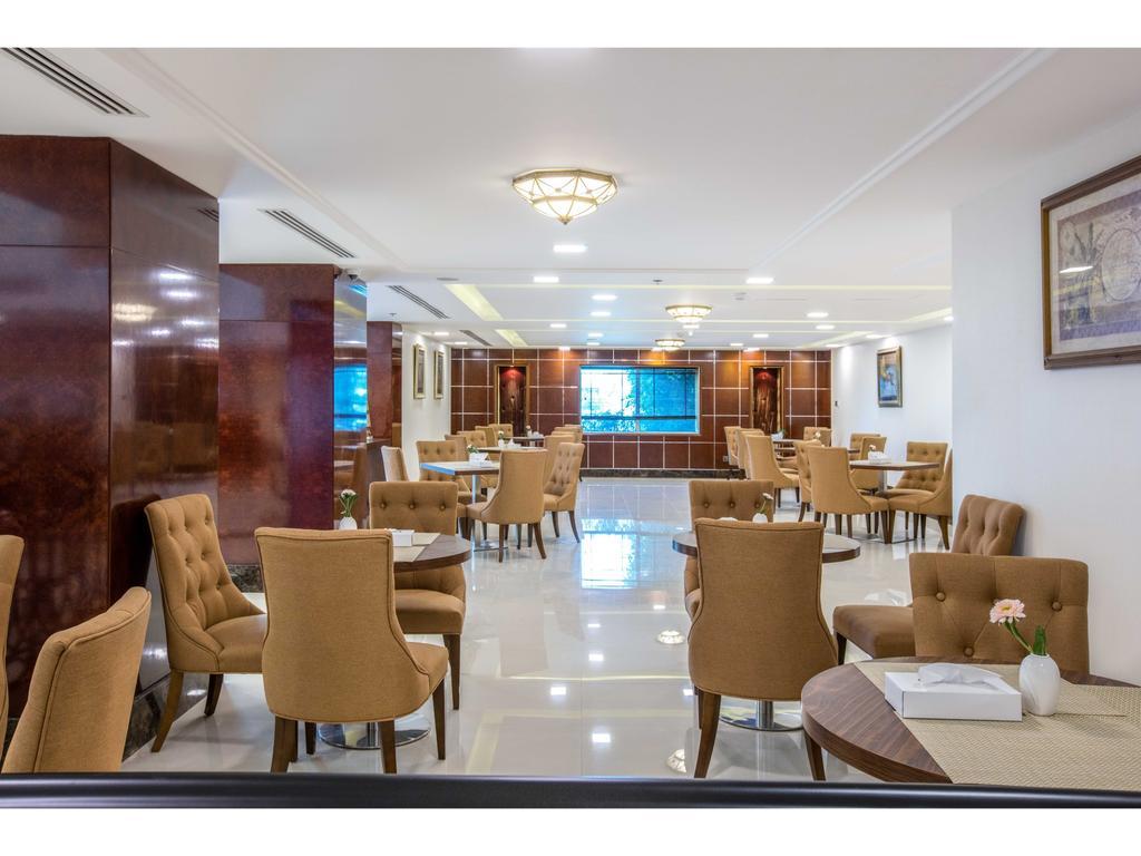 Gulf Court Hotel Манама Экстерьер фото
