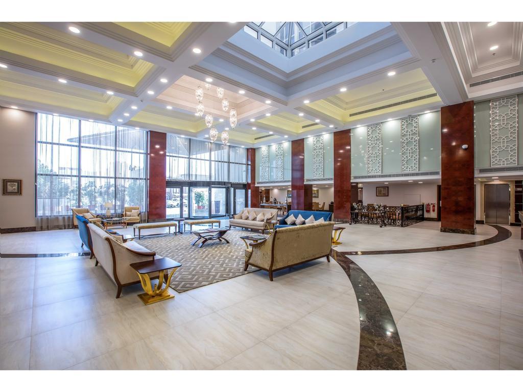 Gulf Court Hotel Манама Экстерьер фото