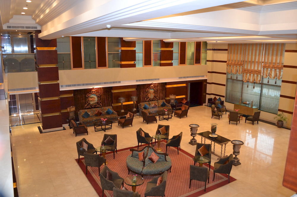 Gulf Court Hotel Манама Экстерьер фото