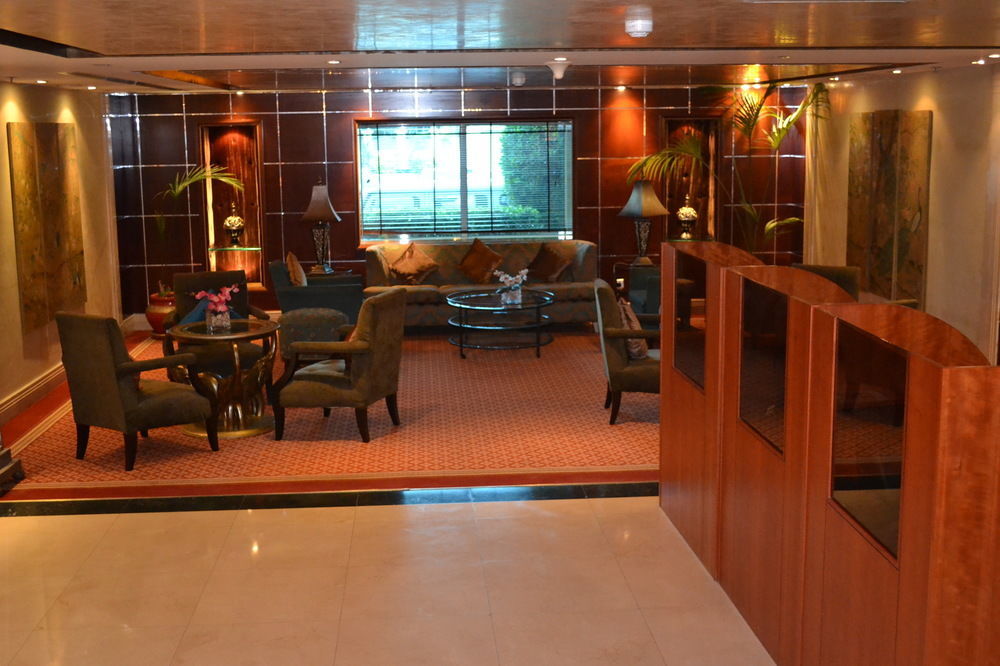 Gulf Court Hotel Манама Экстерьер фото